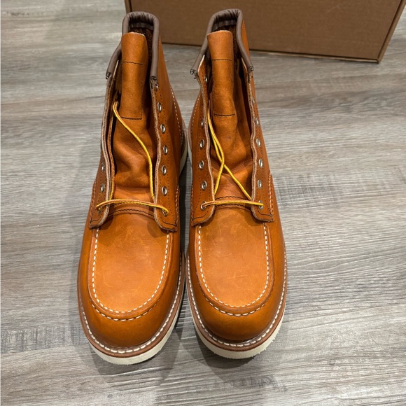 Red Wing Heritage 6” Moc Toe Oro Legacy Leather Boots 875 main image 8